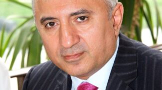 Անվանի բուհերում դասավանդող աշխարհահռչակ հայ իրավագետի կարծիքը թուրքերի և ադրբեջանցիների մասին