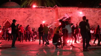 Իսրայելը հարված է հասցրել ՀԱՄԱՍ-ի անվտանգության ծառայության ղեկավարի գրասենյակին: Գազայի հատվածից գիշերվա ընթացքում 200 հրթիռ է արձակվել