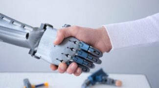 4 փաստ հաշմանդամների համար «ռոբոտային ձեռքի» տեխնոլոգիա մշակած ստարտափի մասին․ Արտավազդ Մինասյան